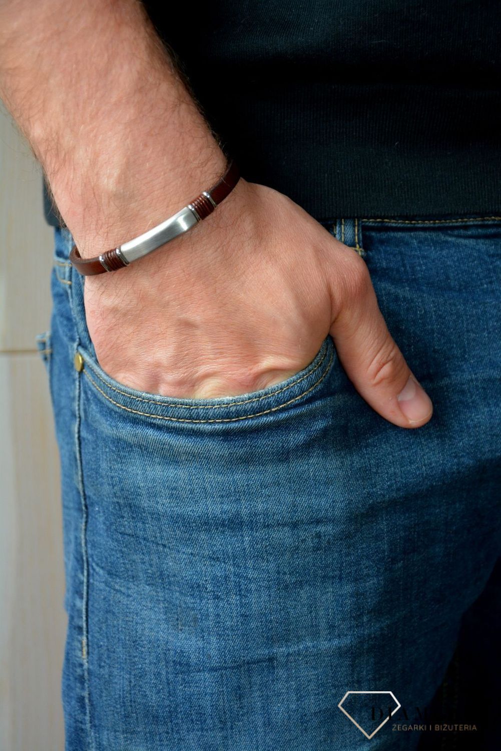 Bransoletka dla mężczyzny Dall'Acqua 'Brązowa skóra'v.jpg